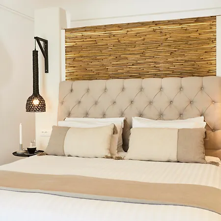 Villa Celestia Grand *