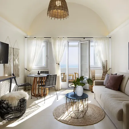 Celestia Grand Vila Fira (Santorini)