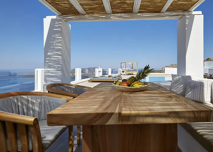 Villa Celestia Grand Fira (Santorini)