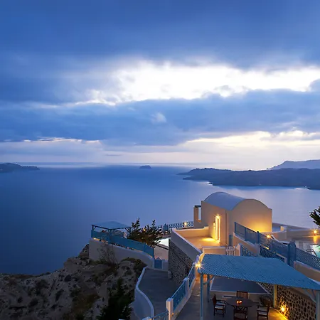 Villa Celestia Grand *